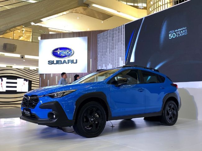 2023/10/Subaru-Crosstrek-50-Years-AWD-Edition-4.jpg