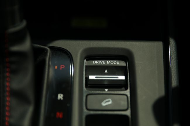Tombol mode pengendaraan All New Honda CR-V RS e:HEV