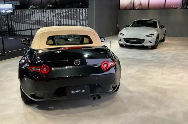 2023/10/Mazda-MX-5-Facelift-2023-9.jpg