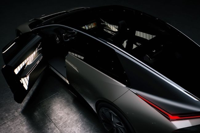 2023/11/jms_lexus_LF-ZC-7.jpg