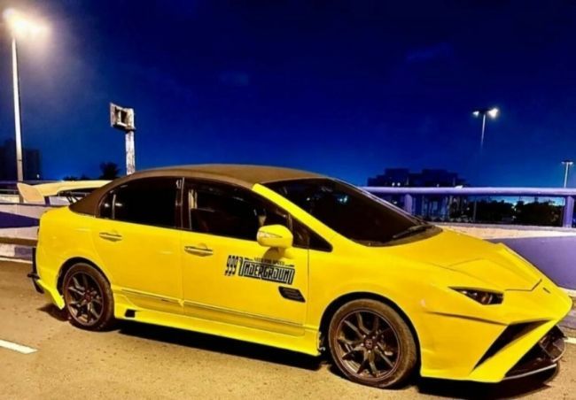2023/11/Modifikasi-Honda-Civic-Huracan-1.jpg