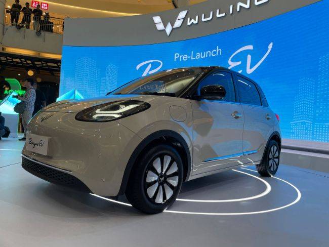 Sepekan Debut, Wuling BinguoEV Langsung Laku Seribu Unit Wuling Binguo EV