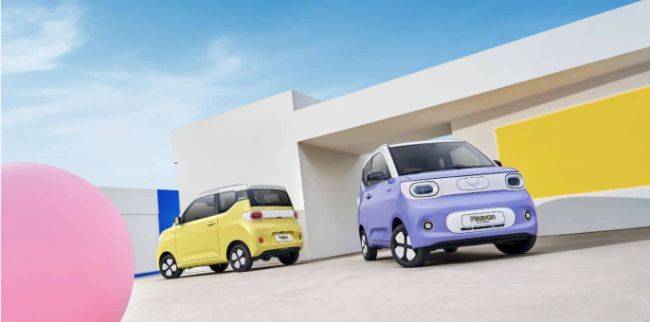 Generasi Ketiga Wuling Hongguang Mini EV Dilego Mulai Rp98 Jutaan Wuling Hongguang Mini EV