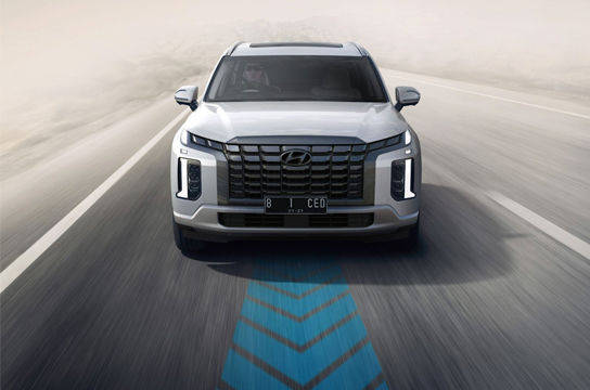 Fitur Smartsense Lane Following Assist (LFA)