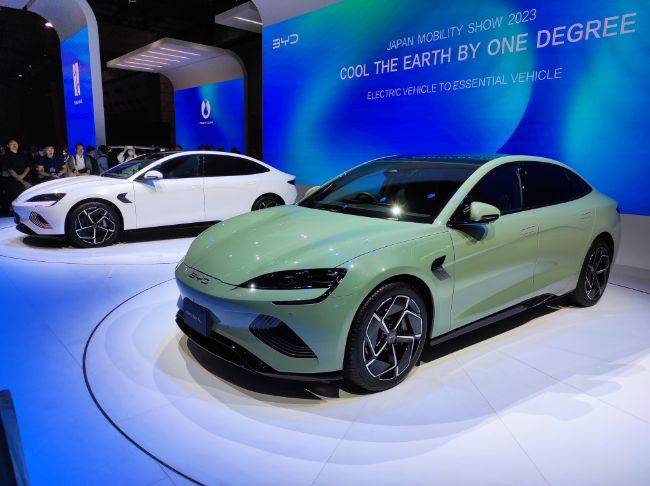 BYD Tembus Penjualan 3 Juta Unit Lebih Mobil Elektrifikasi, Masuk Top 10 Pabrikan Besar Dunia BYD