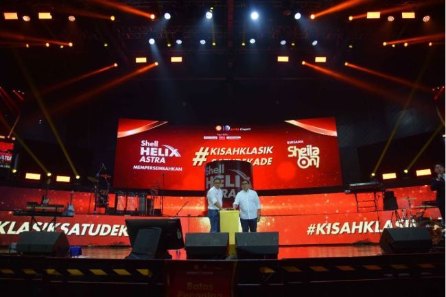 Shell Helix Astra Satu Dasawarsa