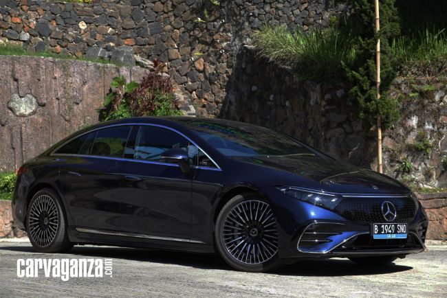 Mercedes-Benz EQS 450+