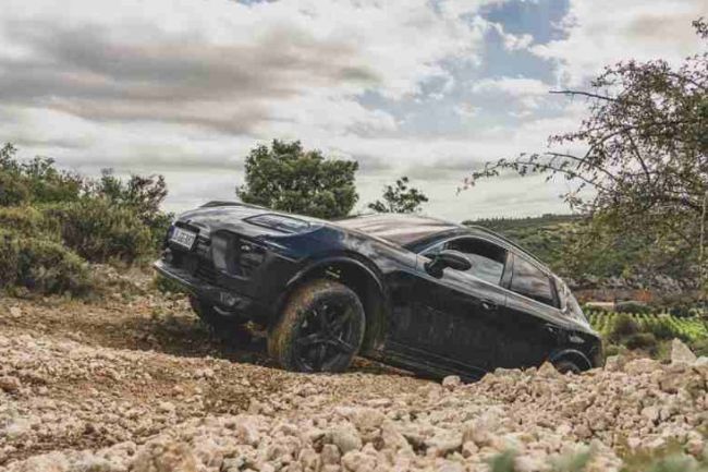 Jutaan Kilometer Diuji, Porsche Macan EV Siap Debut Bulan Ini Porsche Macan EV