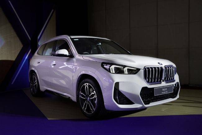 BMW iX1 Meluncur di Indonesia, Alternatif SUV Listrik Premium Terjangkau BMW iX1