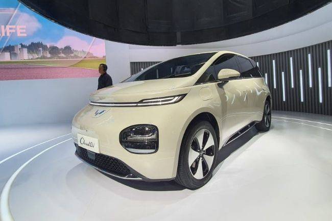 IIMS 2024: Wuling Pamer Cloud EV, Semakin Serbu Pasar Mobil Listrik Wuling Cloud EV