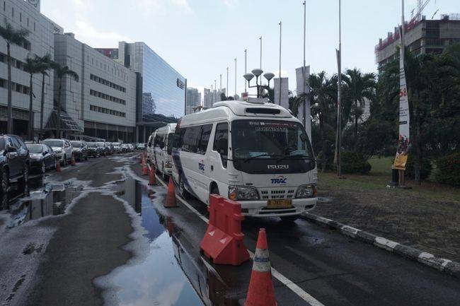 Malas Nyetir dan Cari Parkir di IIMS 2024? Ini Alternatif Transportasi dan Shuttle Bus Gratis Shuttle bus IIMS