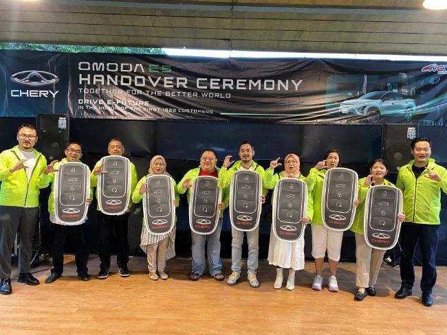 1.000 Unit Pertama Chery Omoda E5 Diterima Konsumen, Dapat Install Car Link O Gratis Handover 1.000 Chery Omoda E5