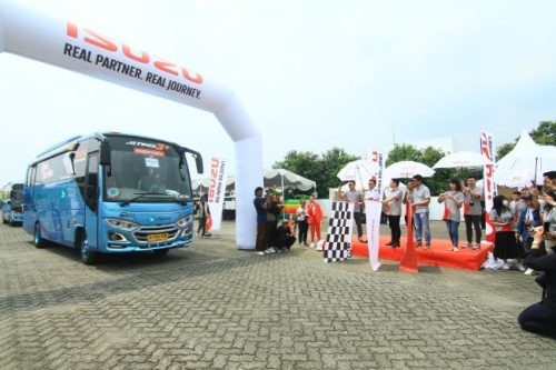 Mudik Gratis Isuzu Diikuti 200 Orang, Berangkat ke 5 Kota