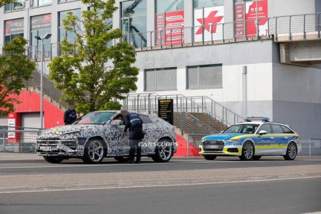 Lagi Dites di Nurburgring, Prototipe Lamborghini Urus Facelift Kena Tilang Spyshot Lamborghini Urus