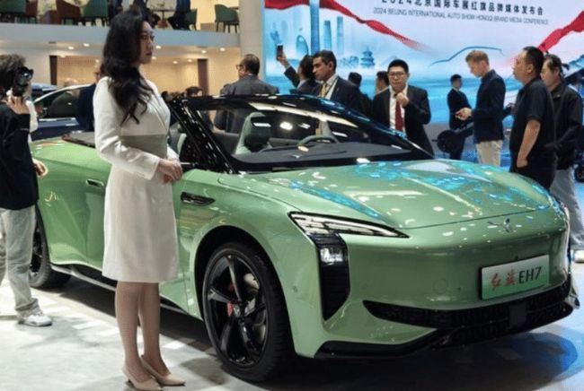 2024/04/Hongqi-EH7-Convertible-3.jpg