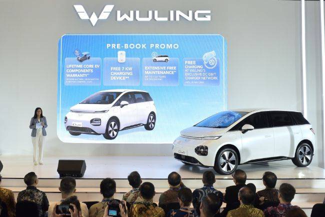 PEVS 2024: Wuling Rilis Harga Cloud EV, Lebih Murah dari Dolphin Wuling Cloud EV
