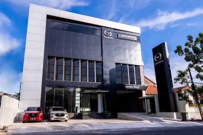 Mazda Buka Dealer Baru di Surabaya, Pakai Identitas Visual Baru Mazda Jemursari Surabaya