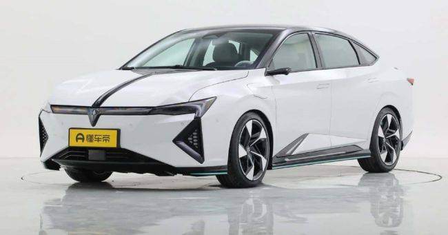 Sedan Listrik Cina Hasil Kolaborasi Honda Ini Bisa Tempuh Jarak 500 KM Lebih Lingxi L