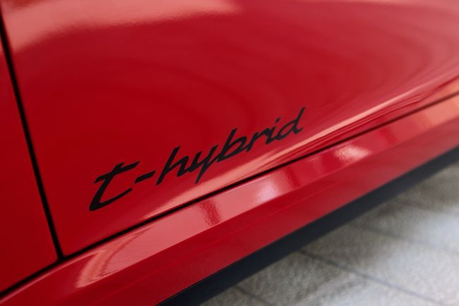 2024/05/Porsche-911-GTS-T-Hybrid-5.jpg