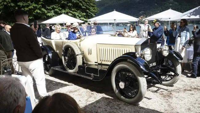 Rolls-Royce Silver Ghost.