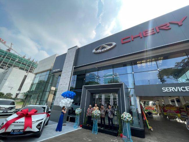 Chery Resmikan Dealer Ke-27 di MT Haryono, Punya Fasilitas 3S Dealer Chery MT Haryono