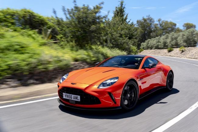 2024/07/Test-Drive-Aston-Martin-Vantage-2024-9.jpg