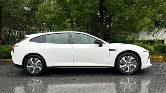 Segera Diproduksi, Neta S Shooting Brake Bisa Tempuh Ribuan Kilometer Neta S Station Wagon