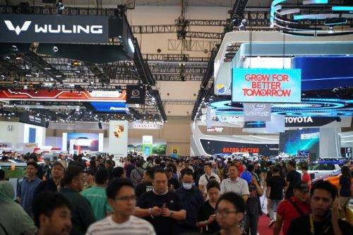 KALEIDOSKOP 2024: 5 Merek Otomotif Paling Bersinar di Indonesia KALEIDOSKOP 2024: 5 Merek Otomotif Paling Bersinar di Indonesia