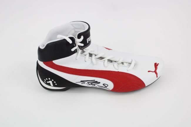 2024/08/2004-Michael-Schumacher-Signed-Puma-Racing-Boots-Shoes-F1-8.jpg