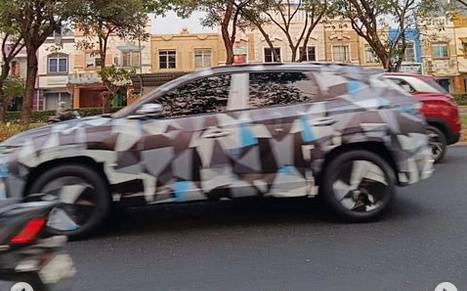 SPYSHOT: Sosok Hyundai Tucson Berkamuflase Beredar di Indonesia, Rilis Akhir Tahun? SPYSHOT: Sosok Hyundai Tucson Berkamuflase Beredar di Indonesia, Rilis Akhir Tahun?