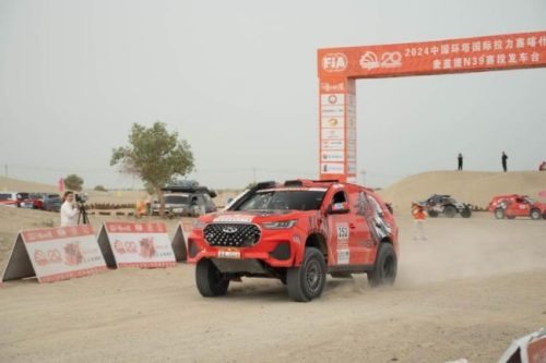 Chery Tiggo 8 Unjuk Ketangguhan Hadapi Taklimakan Rally 2024 Chery Tiggo 8 Unjuk Ketangguhan Hadapi Taklimakan Rally 2024