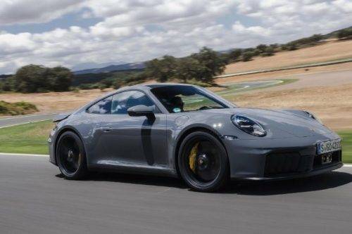 TEST DRIVE: Porsche 911 GTS T-Hybrid, Eksploitasi Luapan Performa yang Semakin Efisien TEST DRIVE: Porsche 911 GTS T-Hybrid, Eksploitasi Luapan Performa yang Semakin Efisien