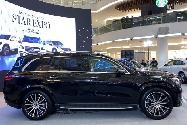 2024/10/Mercedes-Benz-GLS-450-AMG-Line-2024-5.jpg