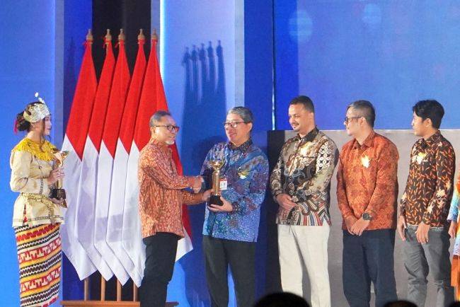 Konsisten Tingkatkan Kualitas Ekspor, TMMIN Dapat Penghargaan Primaniyarta 11 Kali Toyota Raih Primaniyarta Award 2024