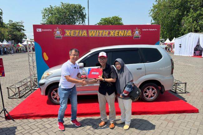 Xenia With Xenia Tunjuk Pemenang di Sidoarjo, Pernah Disetir Mendaki Bromo Xetia With Xenia Sidoarjo