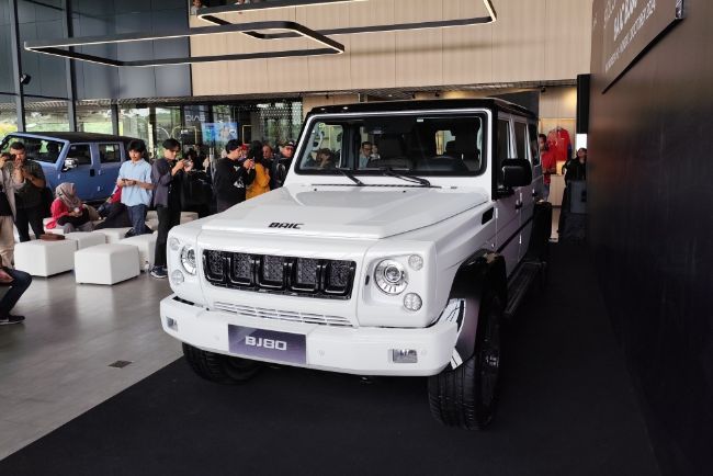 2024/10/BAIC-BJ80-2024-6.jpg