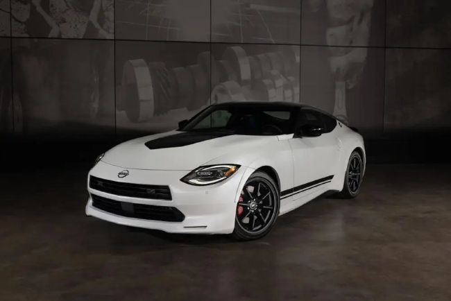 2024/11/Nissan-Z-Legend-Package.jpg
