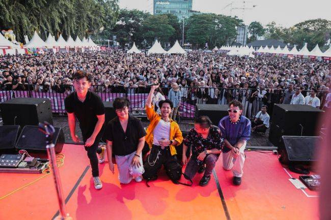 Energi Nidji Riuhkan Ribuan Pengunjung Daihatsu Kumpul Sahabat Medan Nidji Daihatsu Kumpul Sahabat