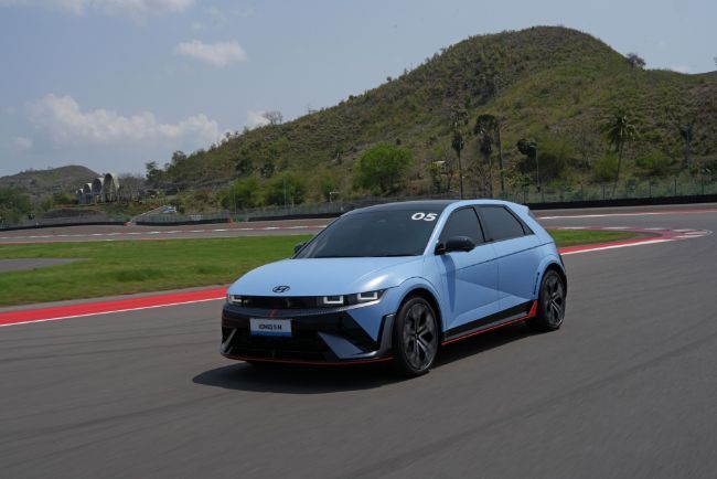 2024/11/Test-Drive-Hyundai-Ioniq-5-N-Mandalika-3.jpg