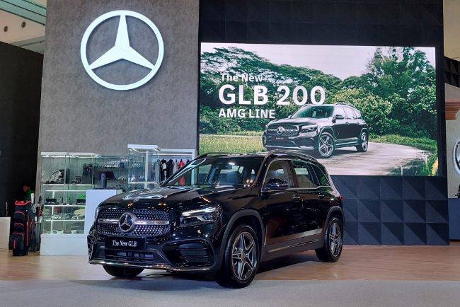 GJAW 2024: Mercedes-Benz Luncurkan GLB 200 AMG Line, Jadi Tampil Sporty Mercedes-Benz GLB 200 AMG Line