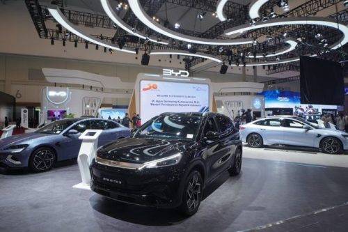 Tahun Pertama, BYD Langsung Kuasai Pasar EV di Indonesia Tahun Pertama, BYD Langsung Kuasai Pasar EV di Indonesia