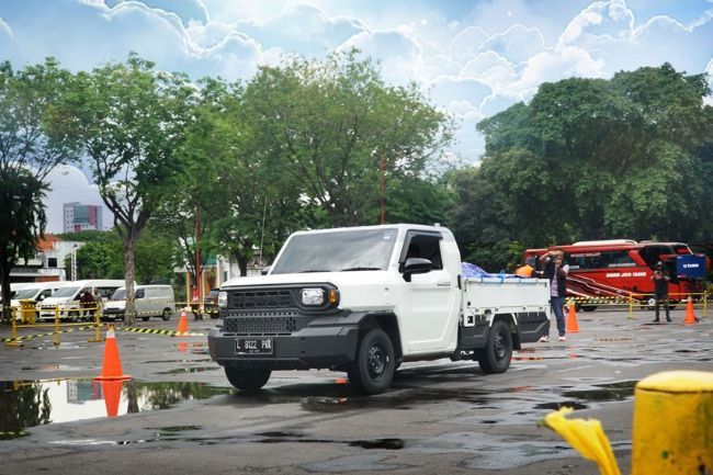 2024/12/Test-Drive-Toyota-Hilux-Rangga-7.jpg