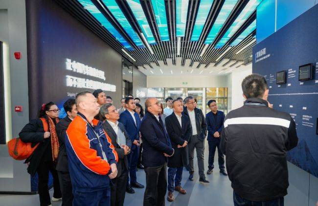Pemerintah Indonesia Sambangi Markas Geely, Percepat Investasi Lokalisasi Kendaraan Listrik Pemerintah Indonesia Kunjungi Geely