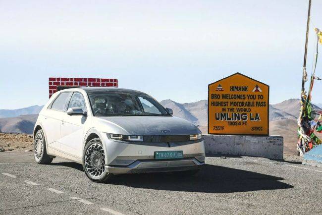 Hyundai Ioniq 5 Dapat Rekor Guinness, EV Tercepat Mencapai Ketinggian 5,7 KM Hyundai Ioniq 5 Guinness Record