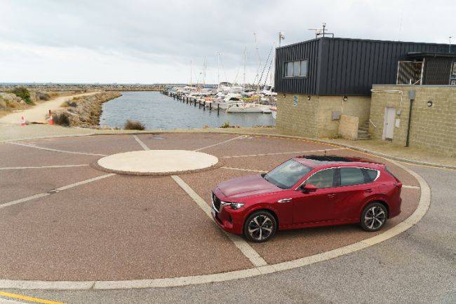 Test drive Mazda CX-60 diesel di Australia