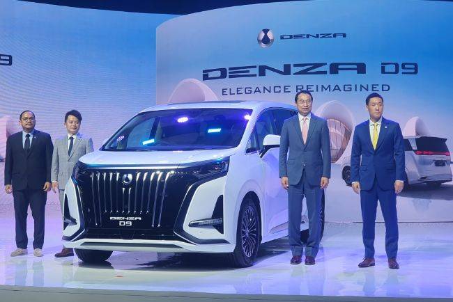 BYD Ungkap Harga Denza D9, MPV Listrik Mewah Rp950 Juta BYD Denza D9