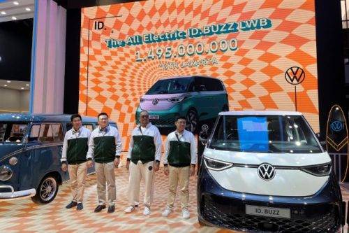 IIMS 2025: VW ID. Buzz Meluncur Versi Long Wheelbase, Dijual Rp1,49 Miliar IIMS 2025: VW ID. Buzz Meluncur Versi Long Wheelbase, Dijual Rp1,49 Miliar