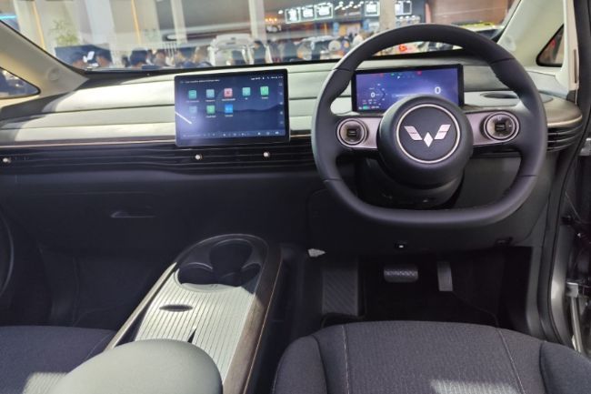 2025/02/New-Wuling-Cloud-EV-Lite-2.jpeg