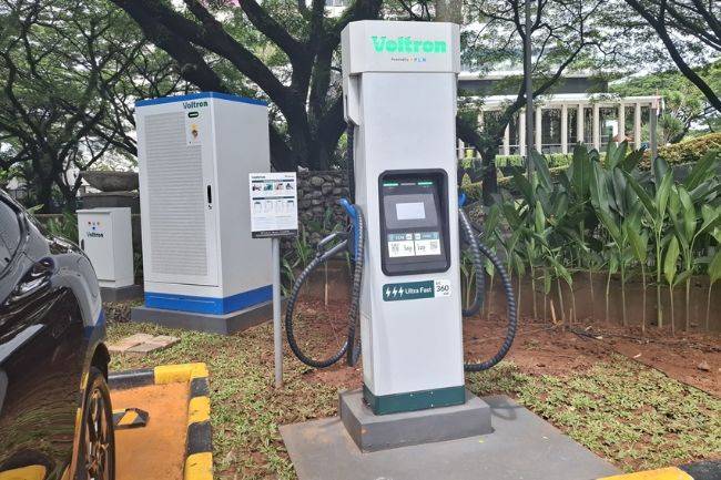Voltron Hyper Fast Charging