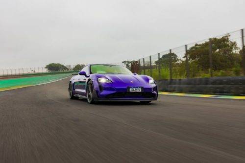 Porsche Taycan Turbo GT Cetak Rekor EV Terkencang di Sirkuit Interlagos Porsche Taycan Turbo GT Cetak Rekor EV Terkencang di Sirkuit Interlagos
